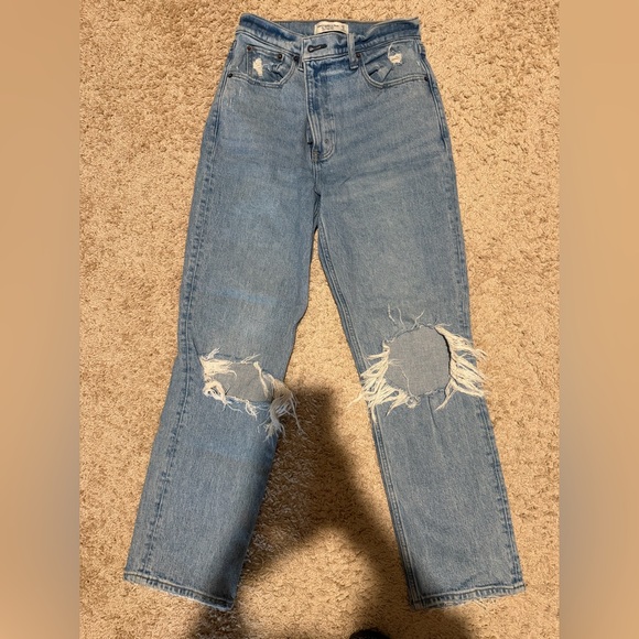 Abercrombie & Fitch Denim - Abercrombie & Fitch 90’s Straight Ultra High Rise Jeans